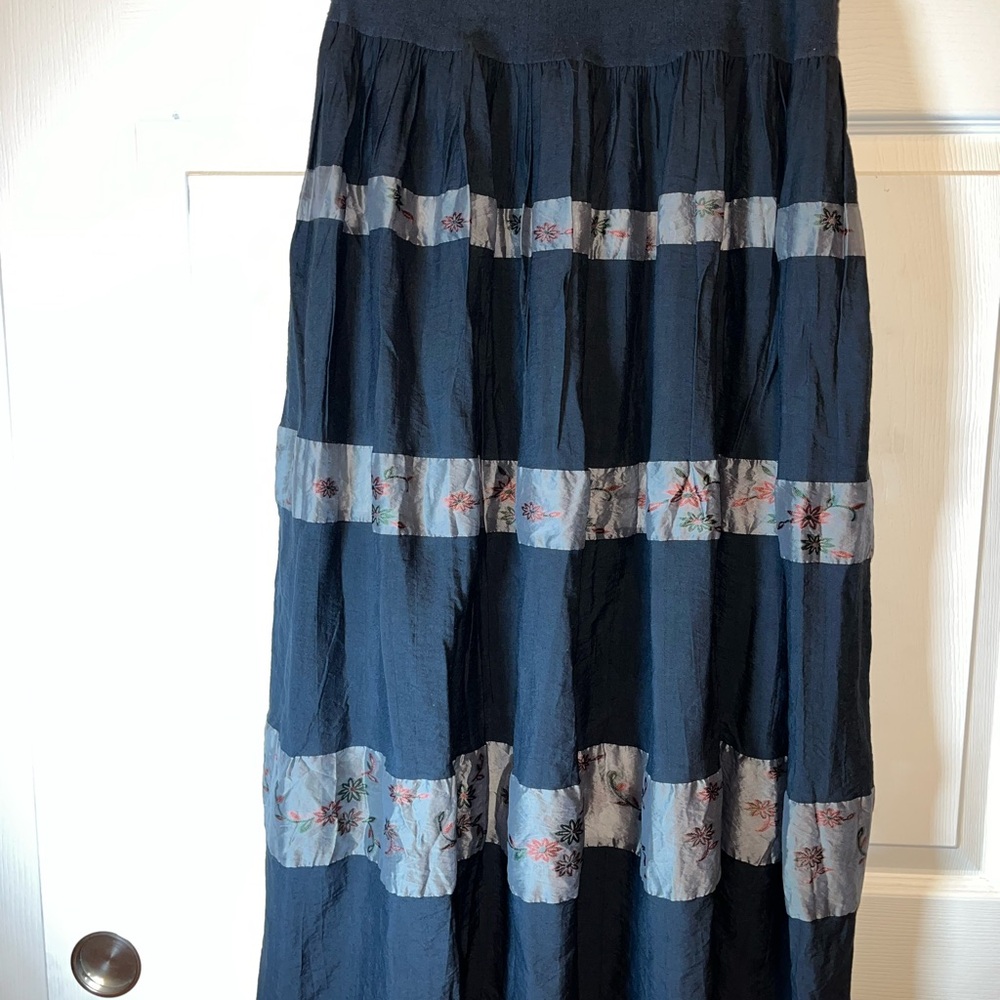 Chic Floral Patterned A-Line Skirt